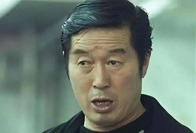 2026世界杯投注-“体坛败类”马俊仁，逼迫队员集体割阑尾，亲手给女队员注射禁药！|田径|金牌|辽宁|马家军|王军霞_新浪体育_新浪新闻